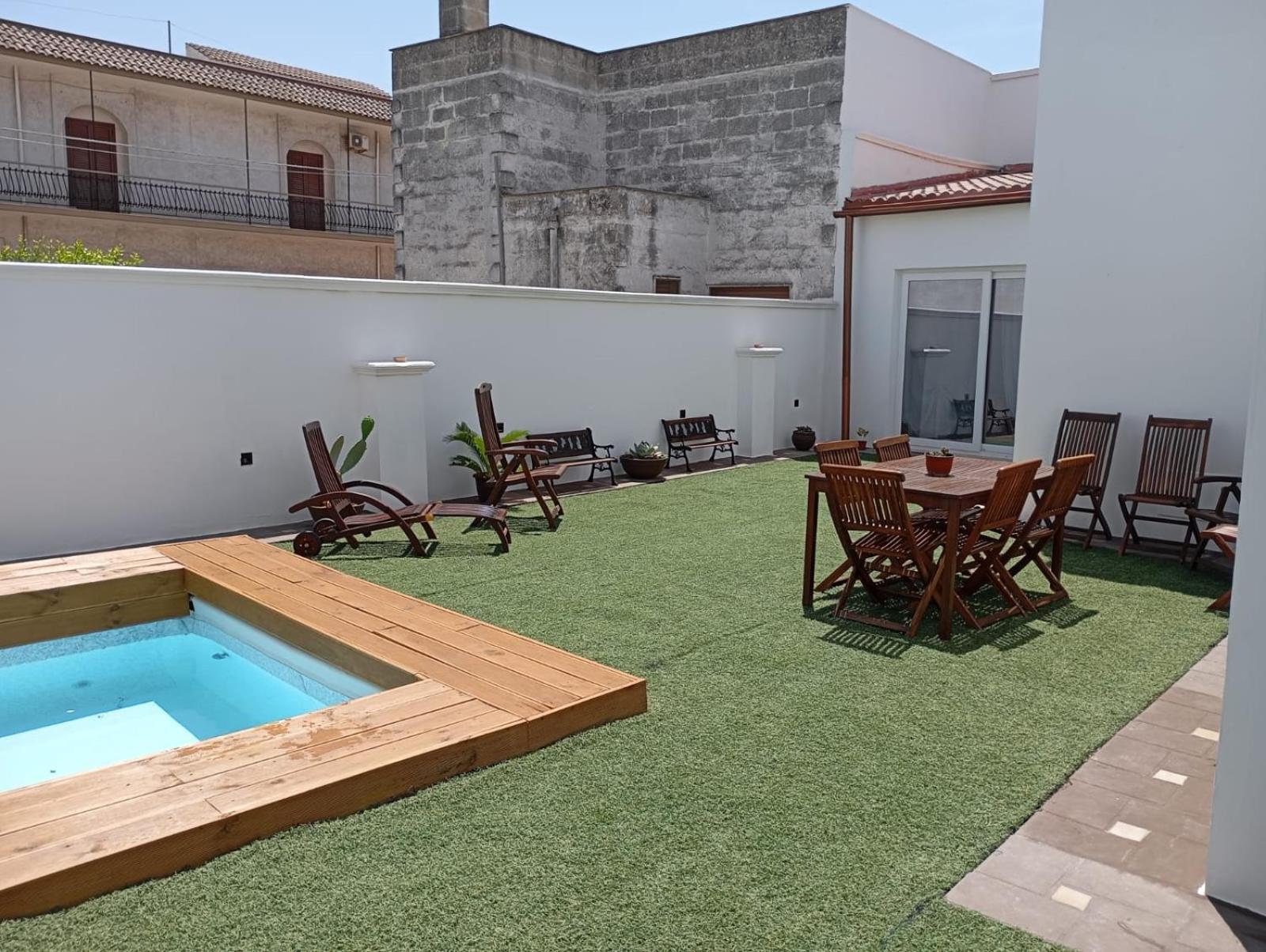 Villa Bed & Relax Lizzano  Exterior foto